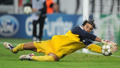 开云电竞中国-马刺新晋球员三节砍下30分，风头盖过对手核心，马刺三巨头是指哪三个