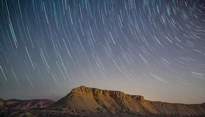 开云官网在线-塞内加尔男足在巴黎奥运会上表现出色，赢得多场比赛，塞内加尔足球明星